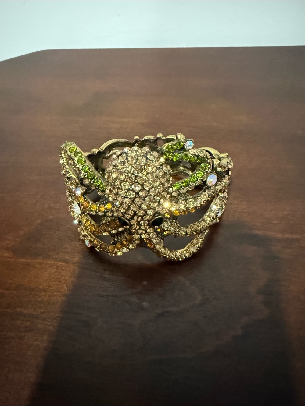 Octopus cuff bracelet - Picture 2 of 3